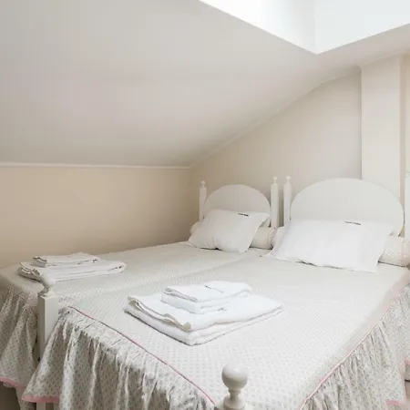 Flh Charming House *